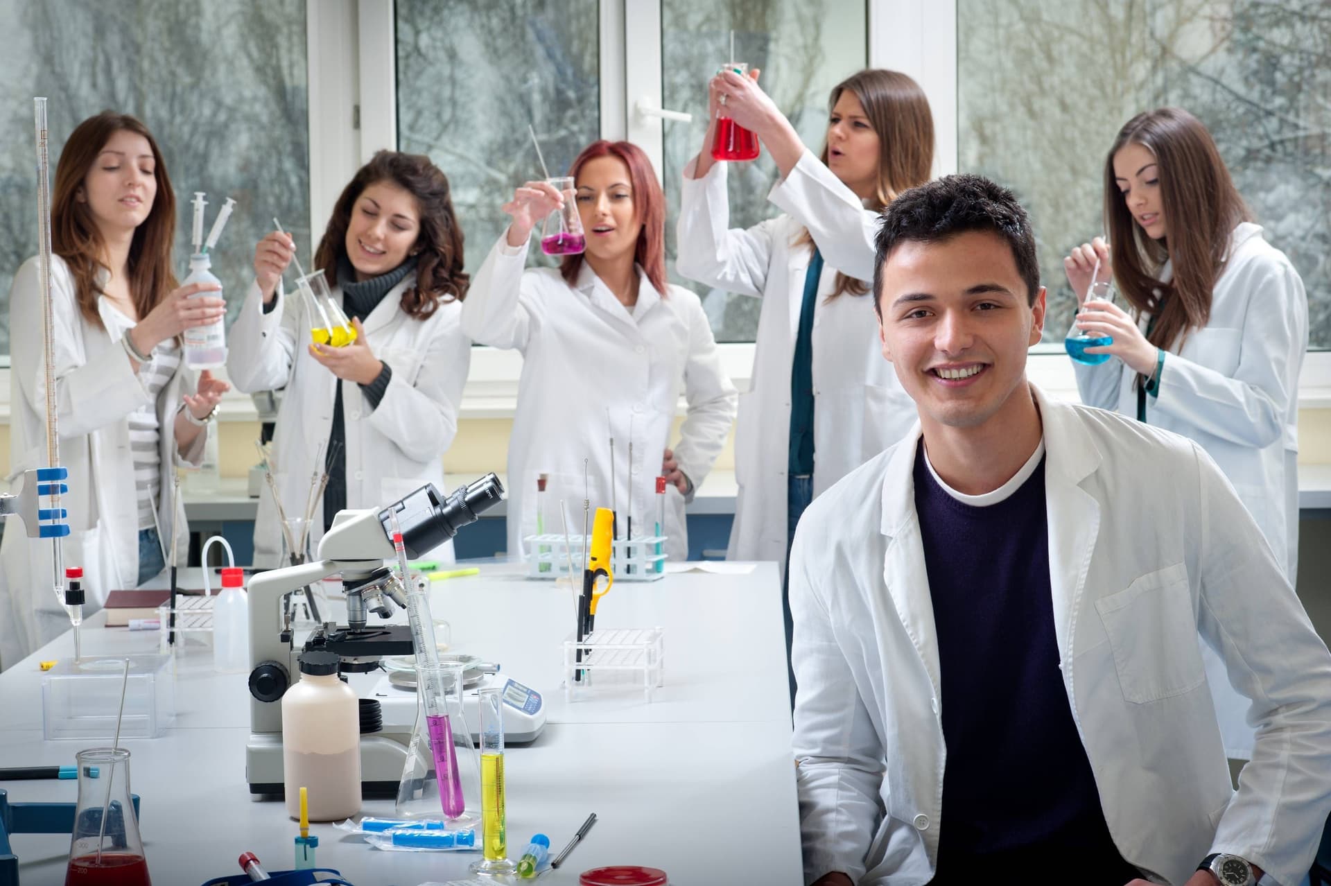 Bild aus dem Text zu Duales Studium Chemie