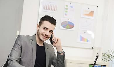 Bild des Berufs Kauffrau/-mann für Büromanagement – Finanzbuchhaltung und Controlling