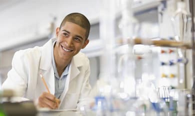 Bild des Berufs Duales Studium Kunststofftechnik