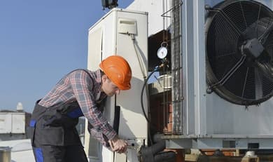 Bild des Berufs Elektroniker/in für Maschinen und Antriebstechnik