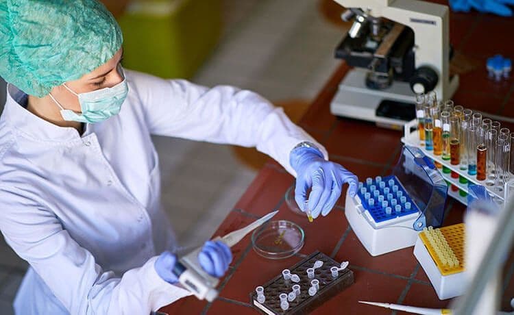 Bild aus dem Text zu Prüftechnologe/-technologin Keramik