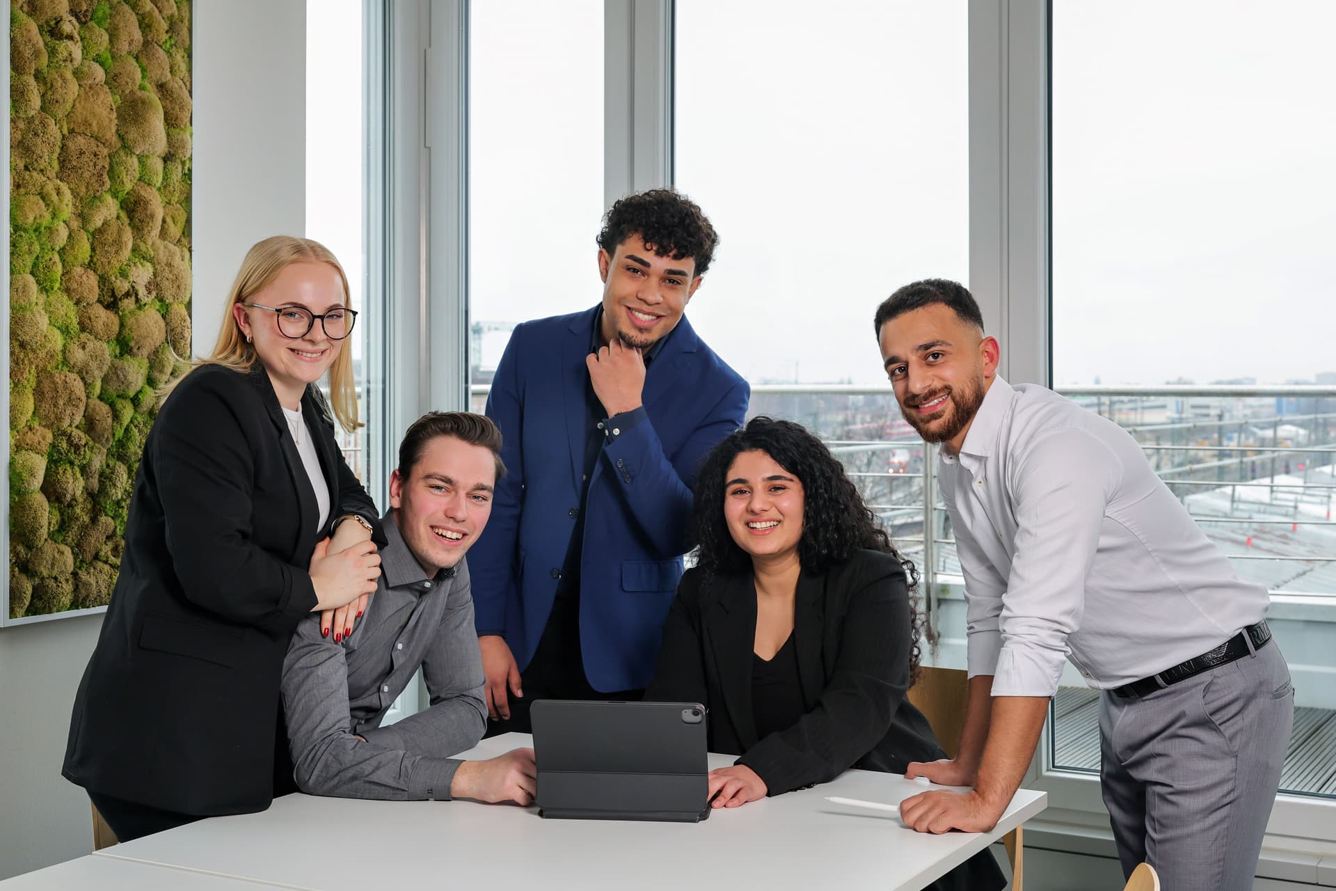 Bild Nr. 2 aus der Gallerie