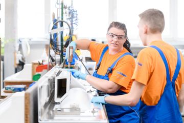 Bild von Unternehmen Lakowa Gesellschaft für Kunststoffbe- und -verarbeitung mbH