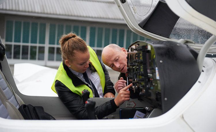 Ausbildung als pilotin bei der lufthansa group
