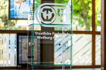 Bild von Unternehmen Staatliche Fachschule Weilburg-Hadamar, Standort: Staatliche Glasfachschule Hadamar