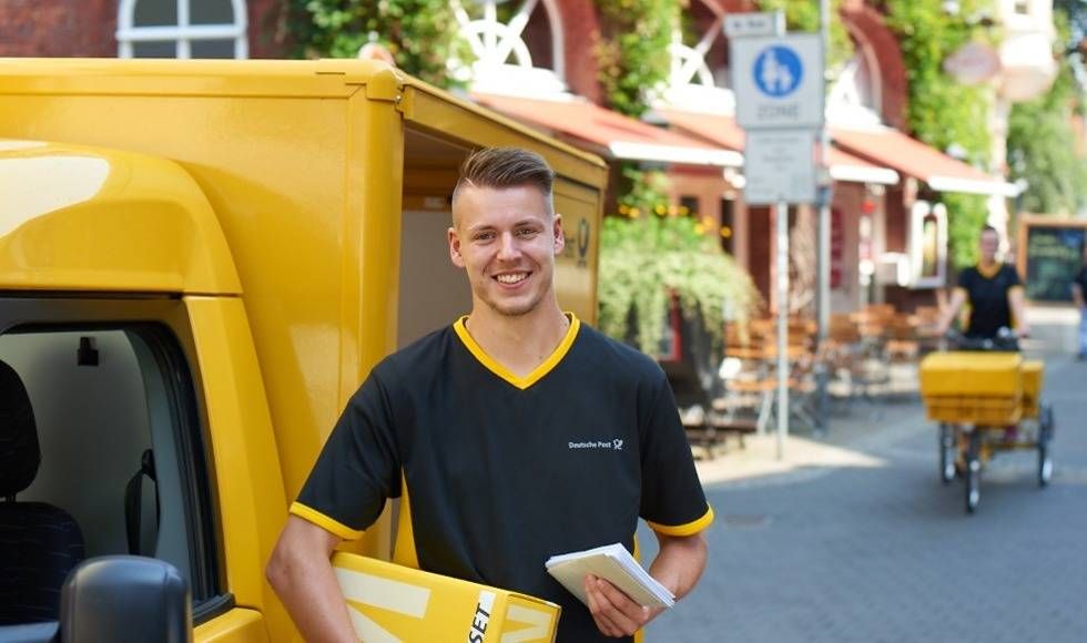 Ausbildung bei der DHL Group