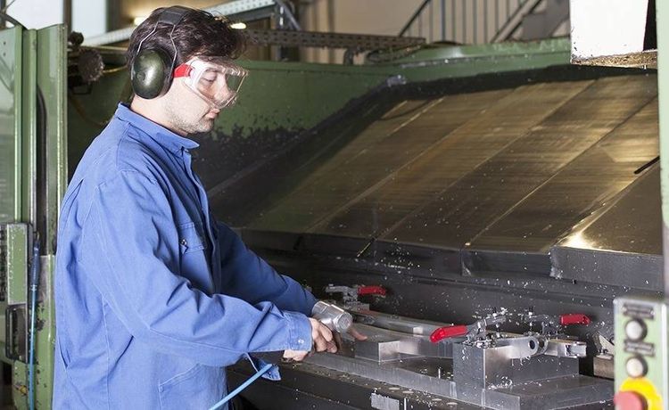 Profession gallery ausbildung zum oberflaechenbeschichter3