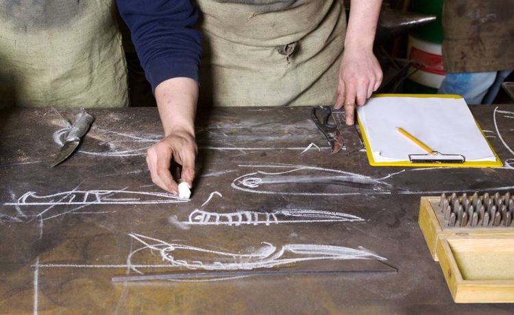 Profession gallery alltag in der ausbildung als schneidwerkzeugmechaniker
