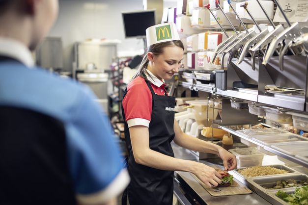 Ab Wann Kann Man Bei Mcdonalds Arbeiten Ausbildung McDonalds - McDonald's Deutschland LLC im Interview