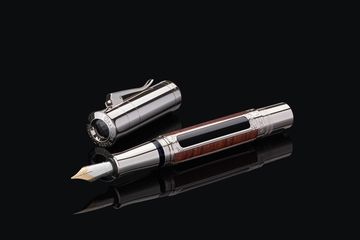 Job posting gallery 360x240 145100 pen of the year 2016 auf schwarz office 26771
