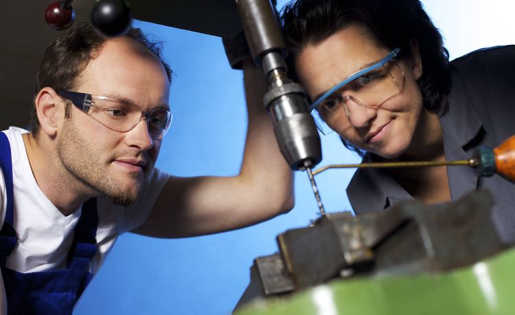 Profession gallery ausbildung zum feinwerkmechaniker 2 min