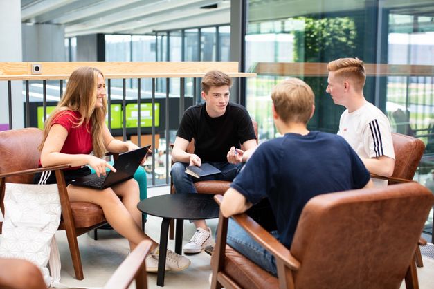 Ausbildung adidas AG freie Ausbildungsplatze