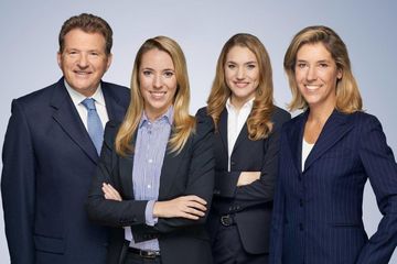 Corporation gallery 360x240 familienbild