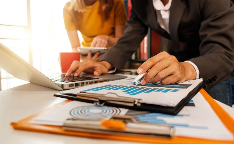 Profession gallery marketing und medienmanagement