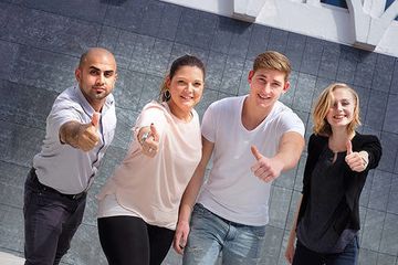 Job posting gallery 360x240 start ausbildung