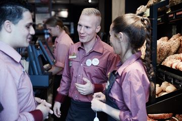 Job posting gallery 360x240 0v4a4051