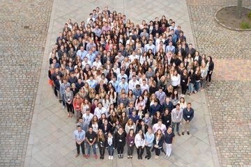 Job posting gallery 360x240 gruppe