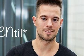 Job posting gallery 360x240 bg slider employerbranding sven azubi