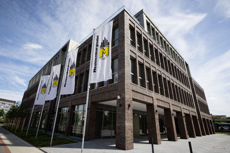 Bild Nr. 1 aus der Galerie