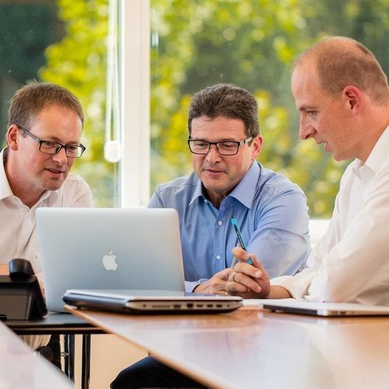Job posting gallery beim meeting1 quadrat 800px