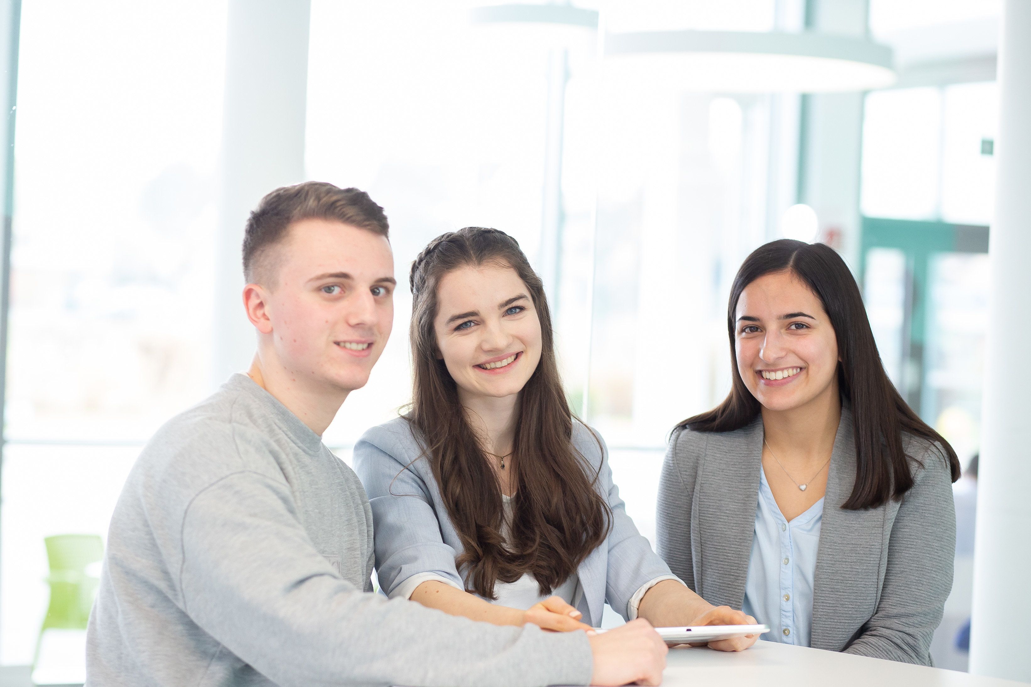 Müller Medien Gmbh & Co Kg Nürnberg