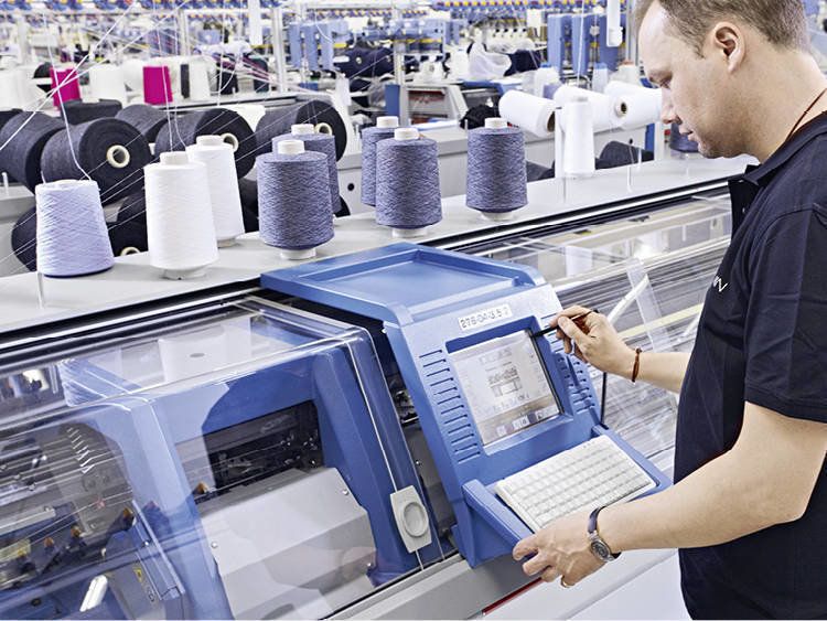 Ausbildung Zum Maschinen Und Anlagenfuhrer M W Bei Marc Cain