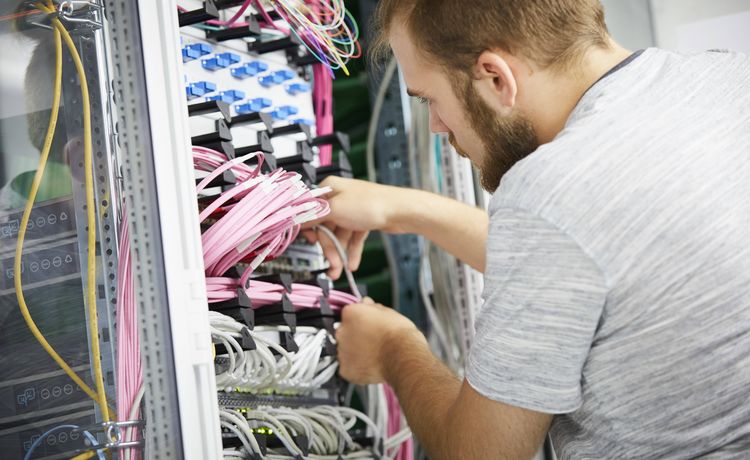 Wie Viel Verdient Man Als Fachinformatiker
