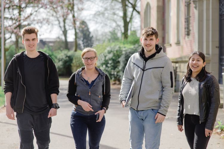 Rezensionen Für Lvr-klinik Für Orthopädie Viersen Ausbildung Pflegefachmann/-frau (m/w/d) LVR-Klinik Viersen bei LVR