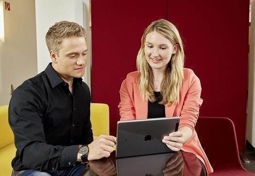 Job posting gallery hb motiv 08 097 neu zugeschnitten