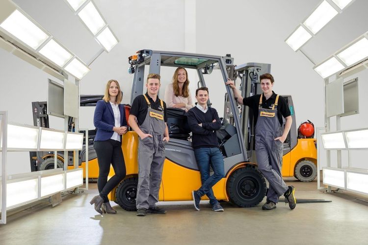 Ausbildung Industriekaufmann M W D Fur Das Gebrauchtgerate Zentrum Dresden Bei Jungheinrich Ag In Klipphausen