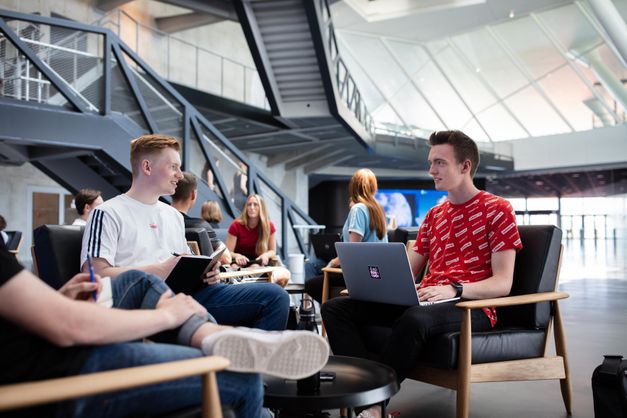 Ausbildung adidas AG - freie Ausbildungsplätze Ausbildung adidas AG - freie Ausbildungsplätze