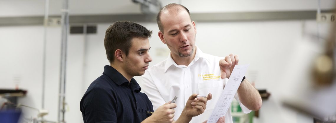 Werkzeugmechaniker Gehalt Und Verdienst