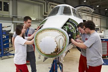 Job posting gallery 360x240 aerodienst azubi 0312 006