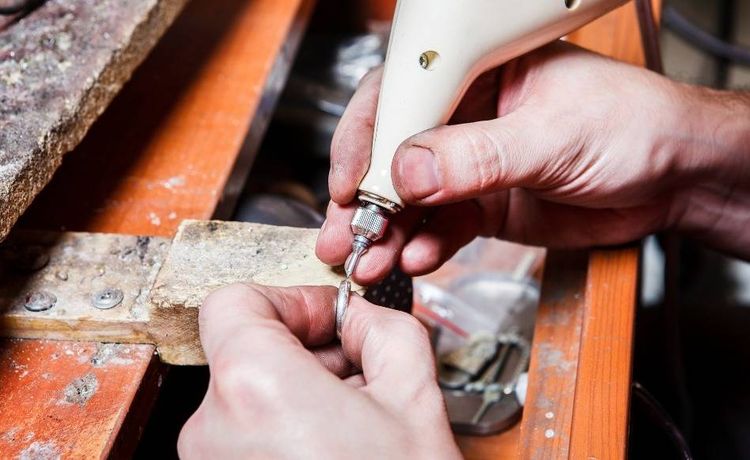 Profession gallery ausbildung zum graveur 4